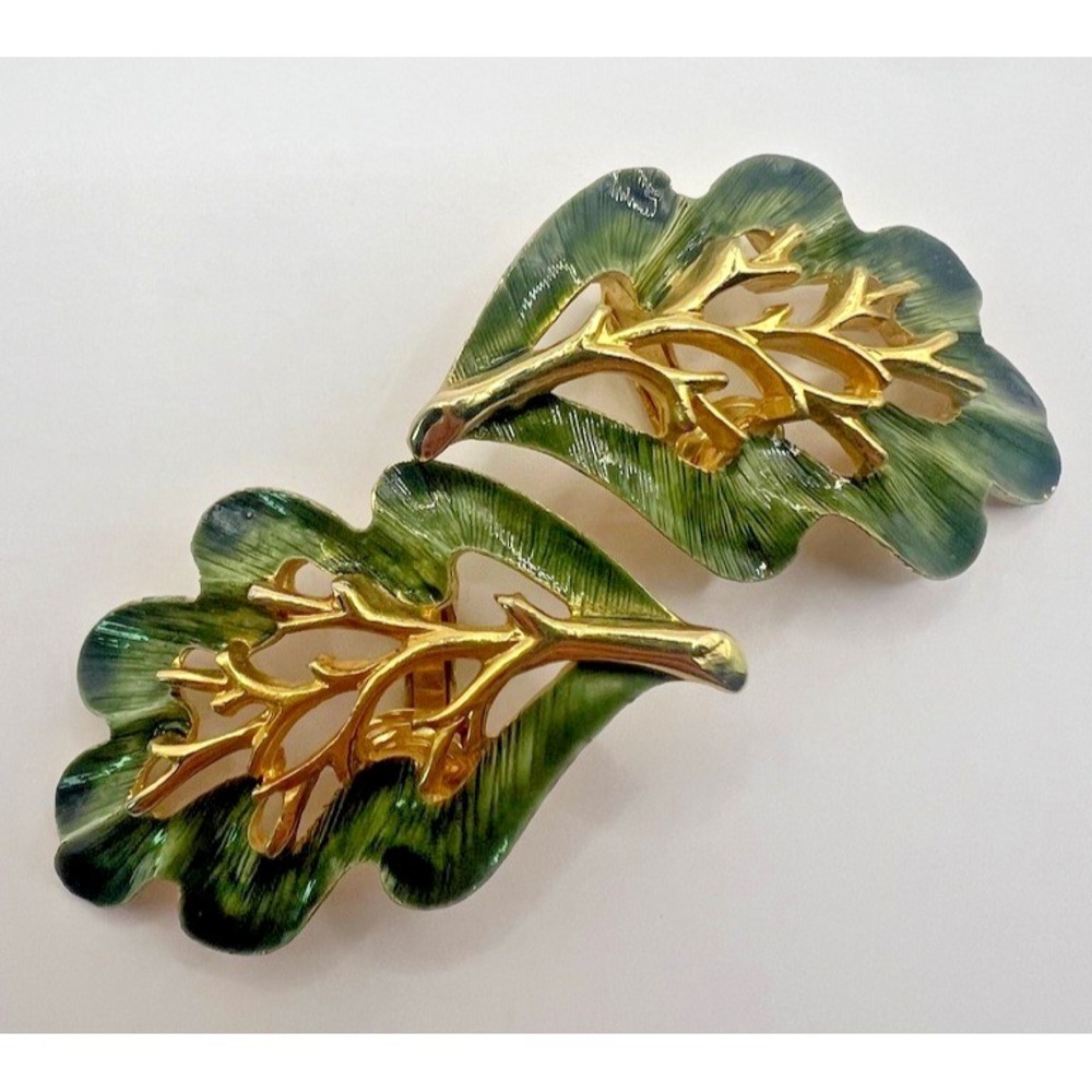 Vintage Clip On Earrings Sarah Coventry Leaf Gold Green Enamel Nature Botanical